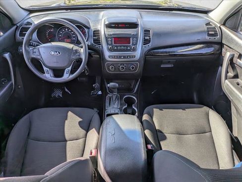 Used 2014 Kia Sorento LX FWD image 15
