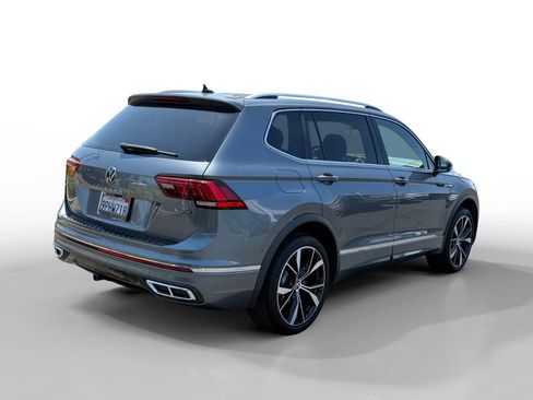 Used 2024 Volkswagen Tiguan SEL R-Line AWD/4WD image 5