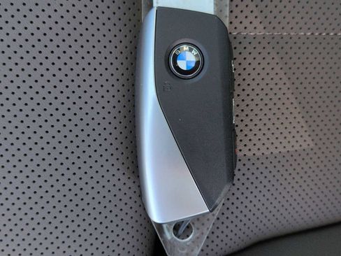 New 2026 BMW i5 eDrive40 w/ M Sport Package image 37