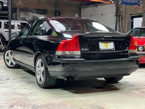 Used 2004 Volvo S60 R AWD/4WD image 6