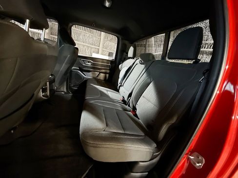 Used 2019 RAM 1500 Big Horn image 25