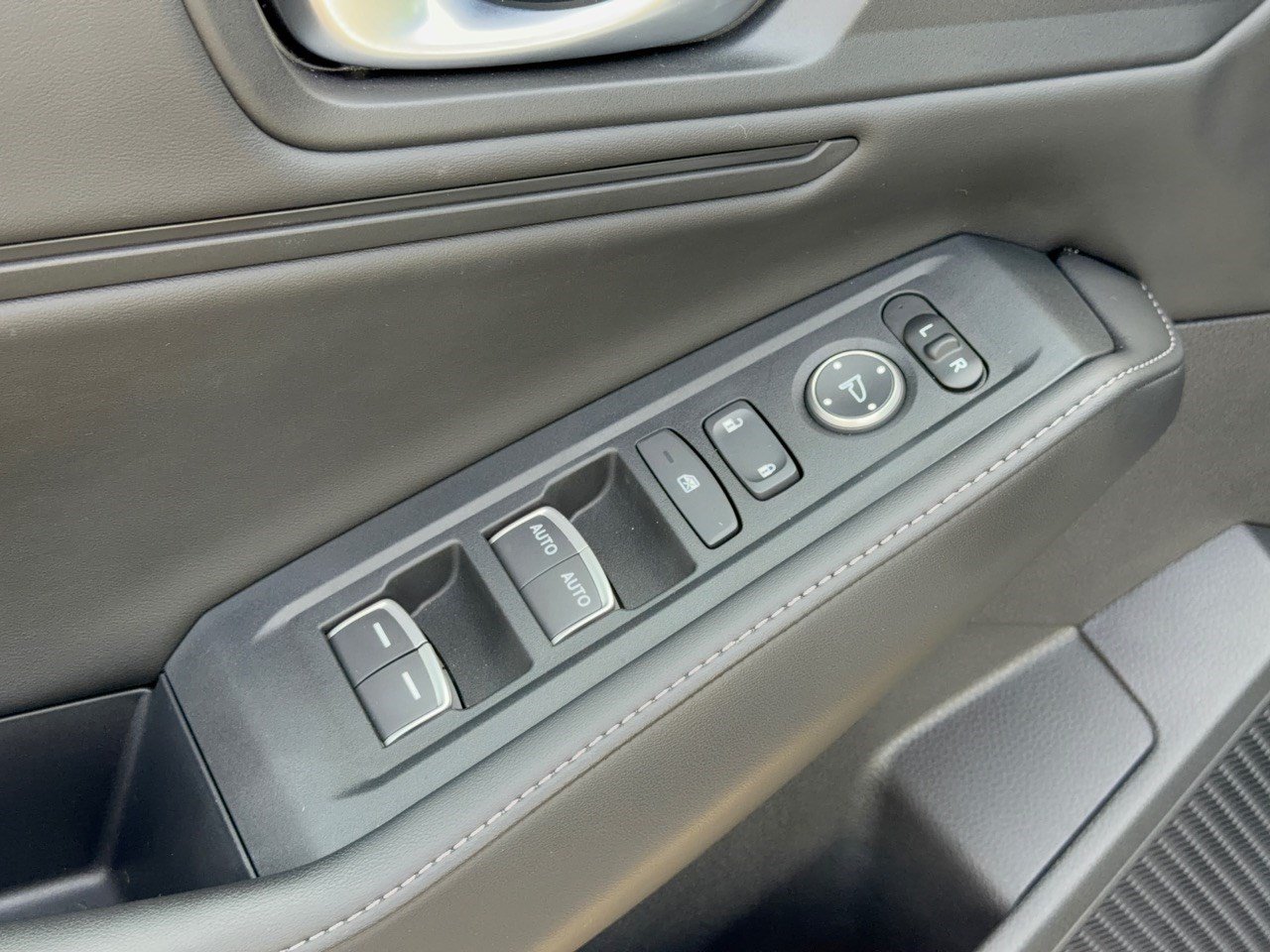Certified 2025 Honda Accord Sport image 15