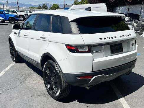 Used 2018 Land Rover Range Rover Evoque SE AWD/4WD image 5