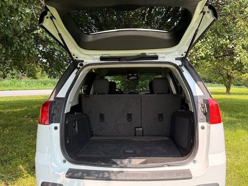 Used 2014 GMC Terrain SLE AWD/4WD image 15
