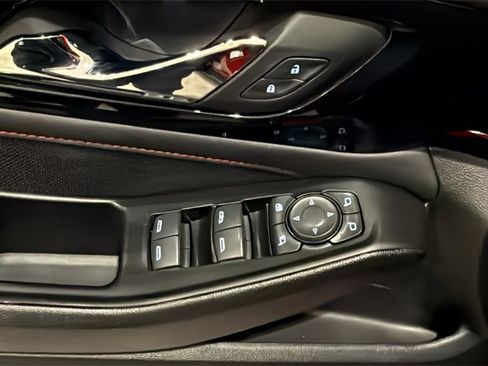 Used 2023 Chevrolet Traverse RS image 23