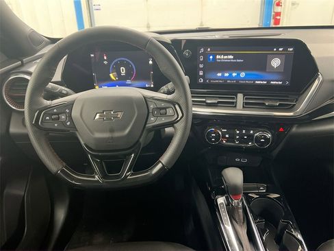 New 2026 Chevrolet Trax RS w/ Driver Confidence Package image 19