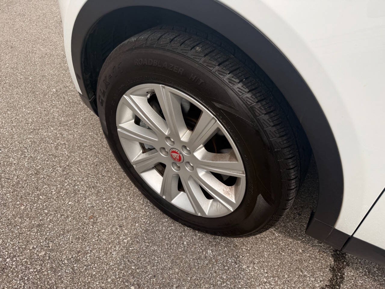 Used 2018 Jaguar E-PACE S AWD/4WD image 17