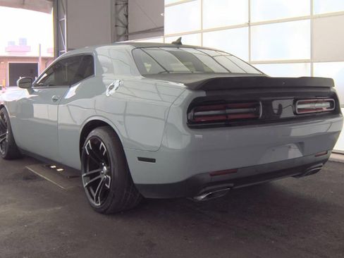 Used 2022 Dodge Challenger R/T w/ Plus Package image 9