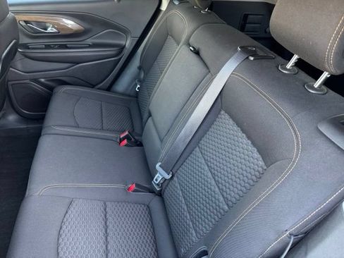 Used 2019 GMC Terrain SLE w/ Driver Convenience Package AWD/4WD image 8