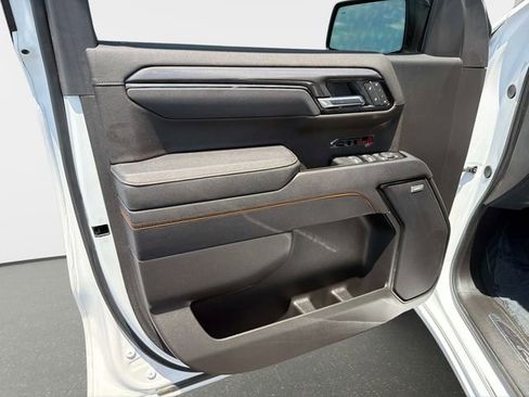 Used 2025 GMC Sierra 1500 AT4 AWD/4WD image 17