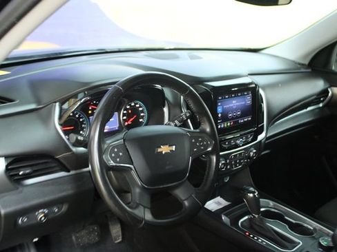 Used 2020 Chevrolet Traverse LT AWD/4WD image 14