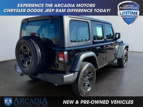 Used 2025 Jeep Wrangler Sport image 5