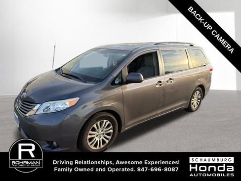 Used 2012 Toyota Sienna XLE FWD image 1