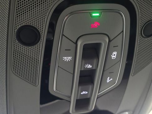 Used 2023 Audi Q5 2.0T Premium w/ Convenience Package image 46