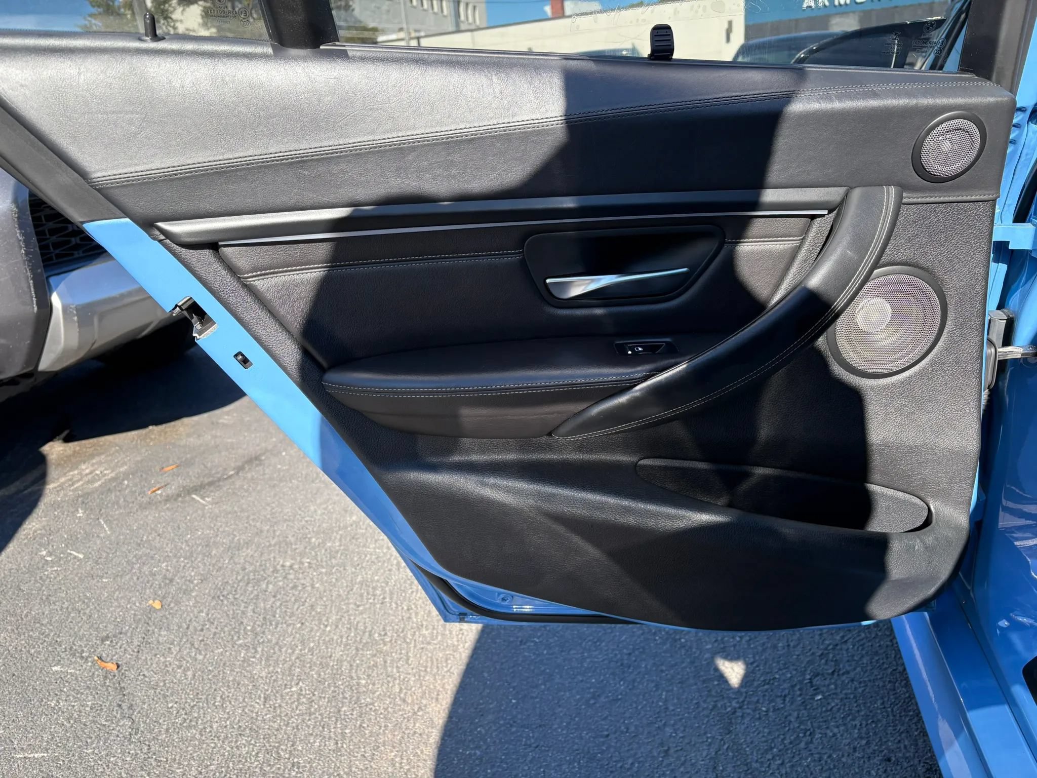 Used 2017 BMW M3 RWD image 18