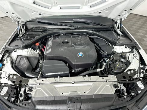 Used 2024 BMW 330i xDrive Sedan w/ Premium Package AWD/4WD image 31