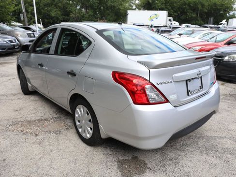 Used 2015 Nissan Versa S Plus FWD image 8
