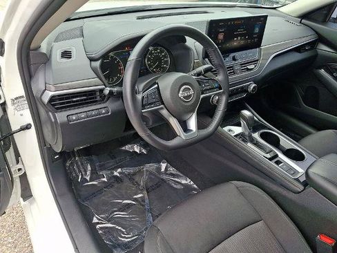 Certified 2023 Nissan Altima 2.5 SV w/ SV Premium Package AWD/4WD image 27