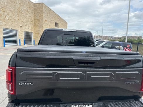 Used 2017 Ford F150 Raptor w/ Equipment Group 802A Luxury image 6