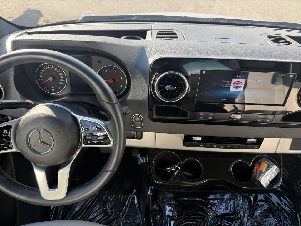 Used 2020 Mercedes-Benz Sprinter 3500 image 35