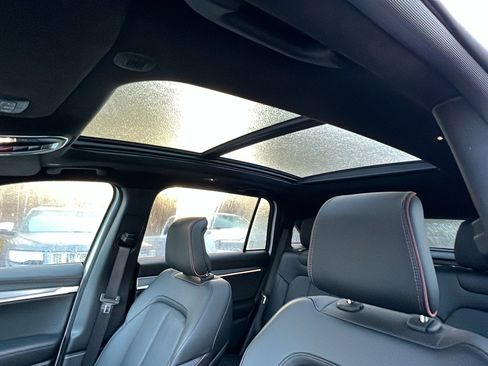 Used 2024 Jeep Wagoneer Launch Edition image 19