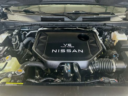 Used 2025 Nissan Armada SV RWD image 27