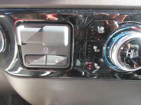 New 2026 GMC Sierra 1500 SLT w/ SLT Premium Plus Package image 21