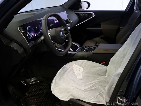 Used 2025 BMW X3 xDrive30i image 11