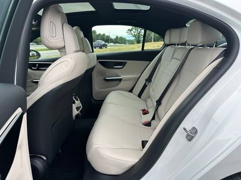 Used 2026 Mercedes-Benz C 300 4MATIC Sedan image 18
