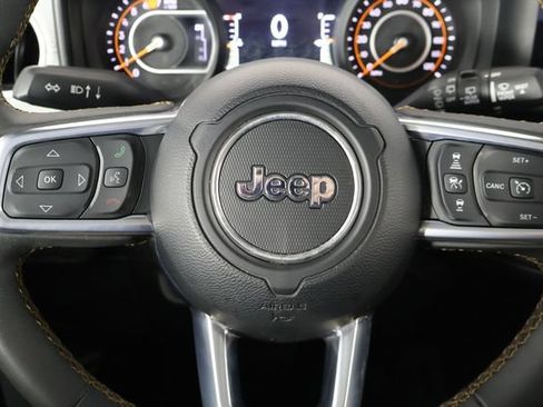 Used 2024 Jeep Wrangler Unlimited Sahara AWD/4WD image 28