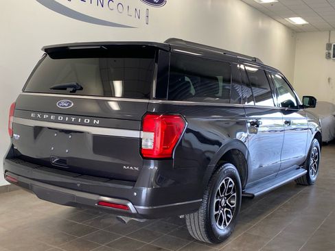 Used 2023 Ford Expedition Max XLT image 9