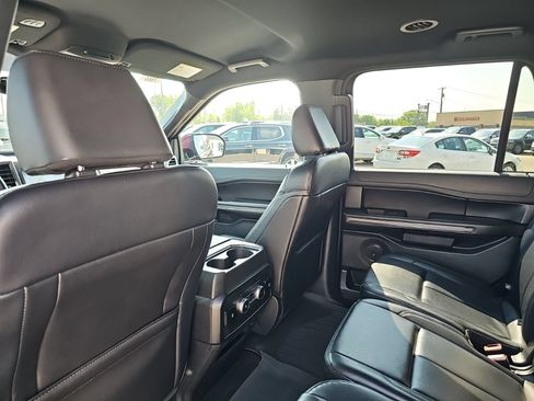 Used 2021 Ford Expedition XLT AWD/4WD image 21