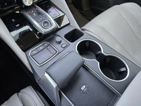 Used 2023 Acura MDX SH-AWD w/ Advance Package image 16