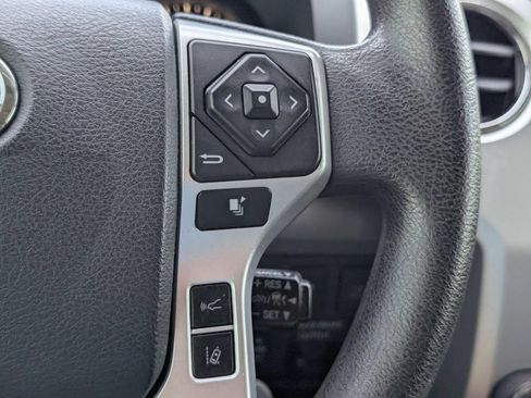 Used 2019 Toyota Tundra SR5 w/ SR5 Upgrade Package AWD/4WD image 27