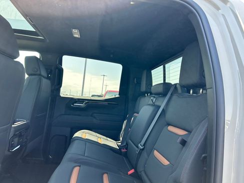 New 2026 GMC Sierra 1500 AT4 w/ AT4 Premium Package AWD/4WD image 36