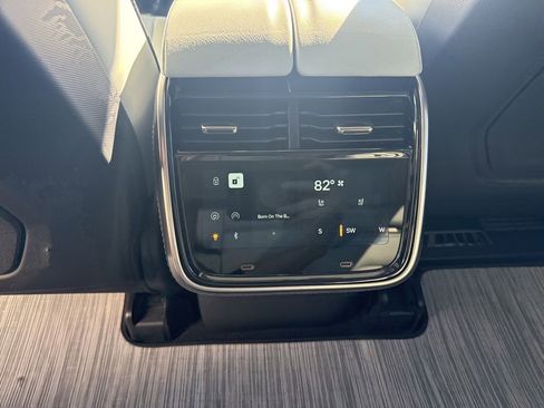 Used 2024 Rivian R1S Adventure image 23