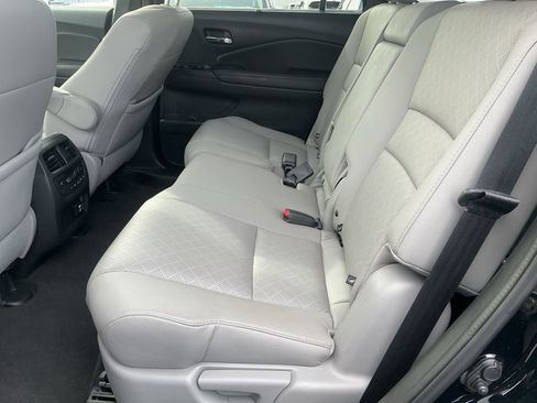 Used 2019 Honda Passport Touring image 18