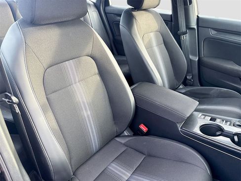 Used 2025 Honda Civic Sport image 25