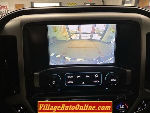 Used 2018 GMC Sierra 1500 SLT AWD/4WD image 19