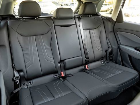 New 2026 Audi Q3 quattro 2.0T AWD/4WD image 30