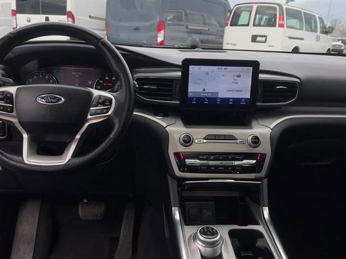 Used 2023 Ford Explorer XLT w/ Equipment Group 202A image 57