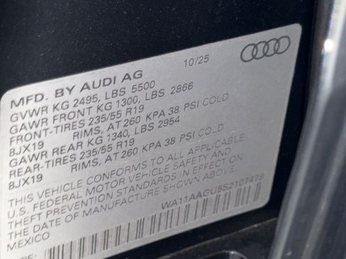 Used 2025 Audi Q5 Premium w/ Convenience Package AWD/4WD image 27