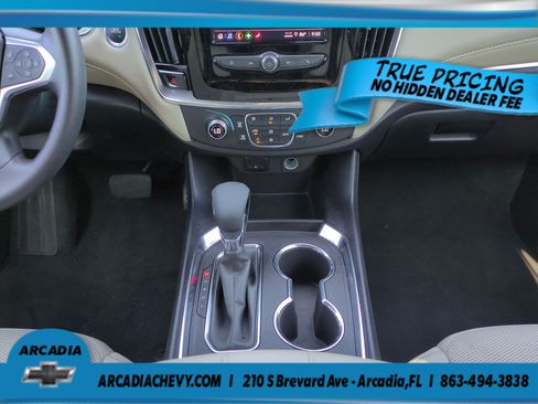 Used 2023 Chevrolet Traverse LS FWD image 19