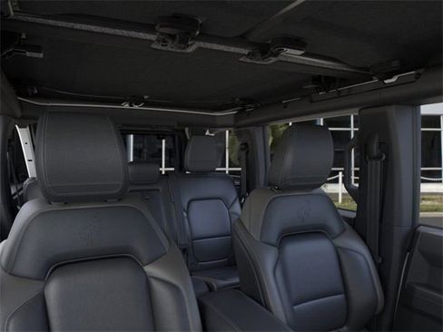 New 2025 Ford Bronco Outer Banks image 12