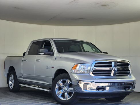 Used 2018 RAM 1500 Big Horn AWD/4WD image 1