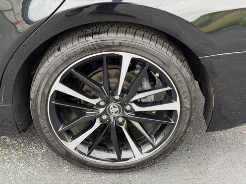 Used 2018 Toyota Camry XSE w/ Driver Assist Package FWD image 34