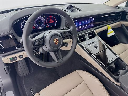 New 2026 Porsche Panamera image 4