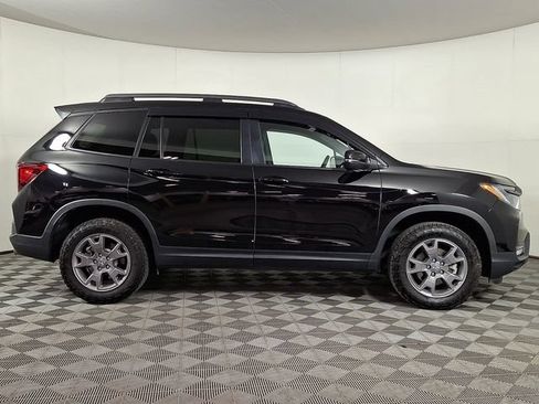 Used 2025 Honda Passport TrailSport image 10