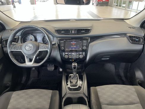 Certified 2022 Nissan Rogue Sport SV image 11