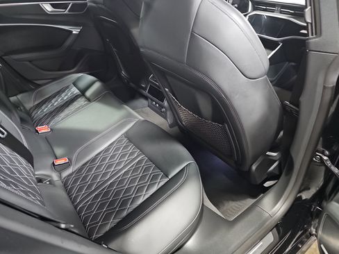 Used 2021 Audi S7 Premium Plus w/ S Sport Package image 11